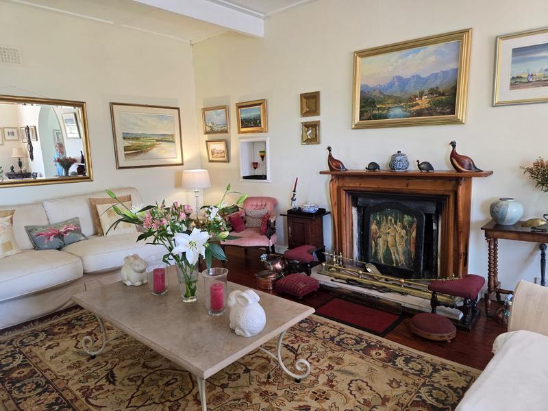 3 Bedroom Property for Sale in Lakeside Western Cape